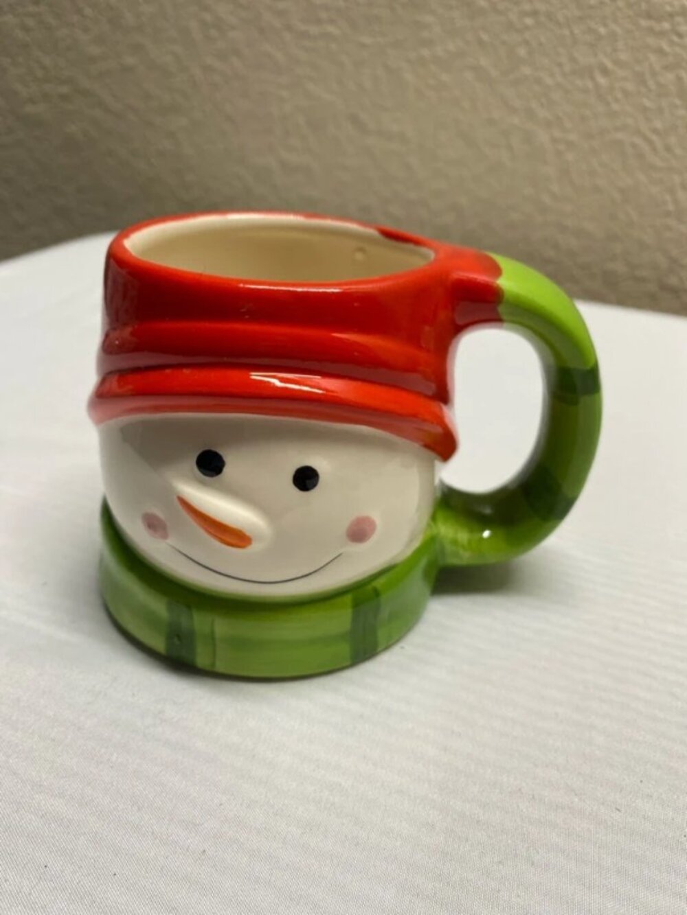 Frosty the snowman coffee cup unbranded